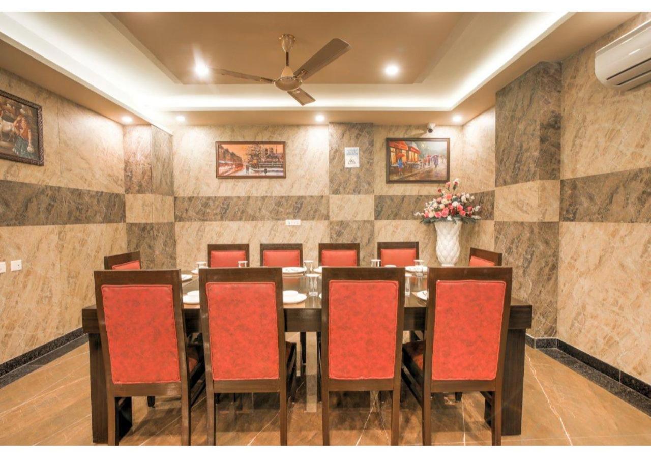 Bed and Breakfast Kusum House Greater Noida Exterior foto