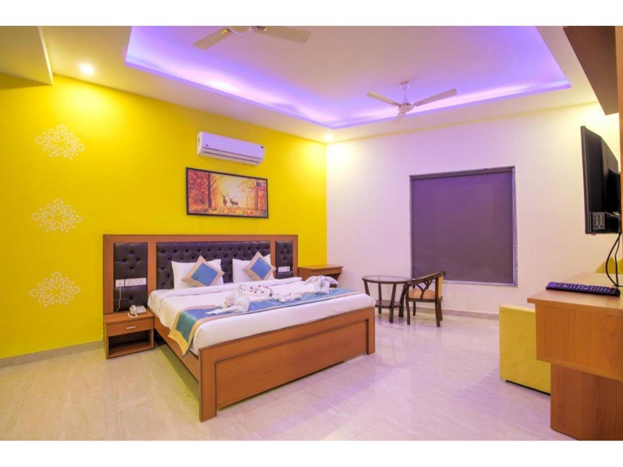 Bed and Breakfast Kusum House Greater Noida Exterior foto