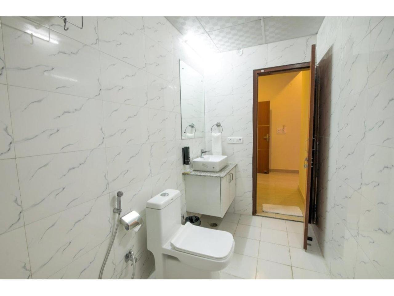 Bed and Breakfast Kusum House Greater Noida Exterior foto