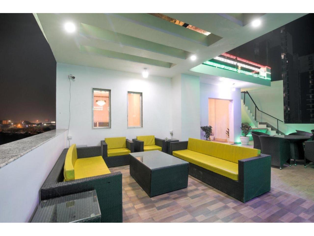Bed and Breakfast Kusum House Greater Noida Exterior foto